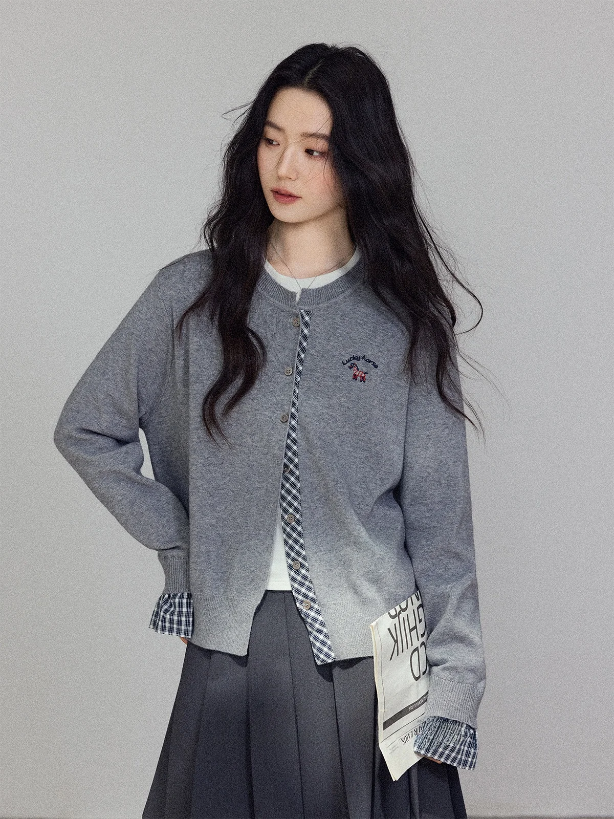 

Gray Knitted Sweater Women's Loose Style Innerwear Outerwear Spring 2026 Zhang Soda Beverage Fashion Casual Long Sleeve round...