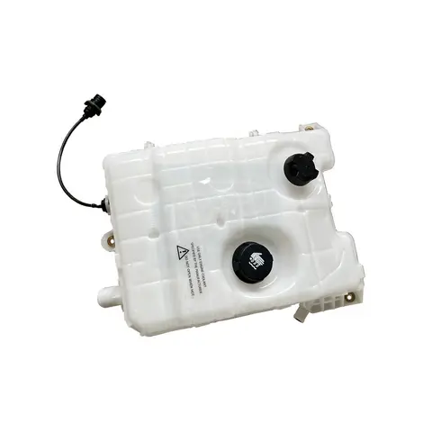 1 Piece Truck Cooling System Water Expansion Tank 7422064150 7420828416 7485132205 7455064150 For RVI Kerax DXi11 DXi13