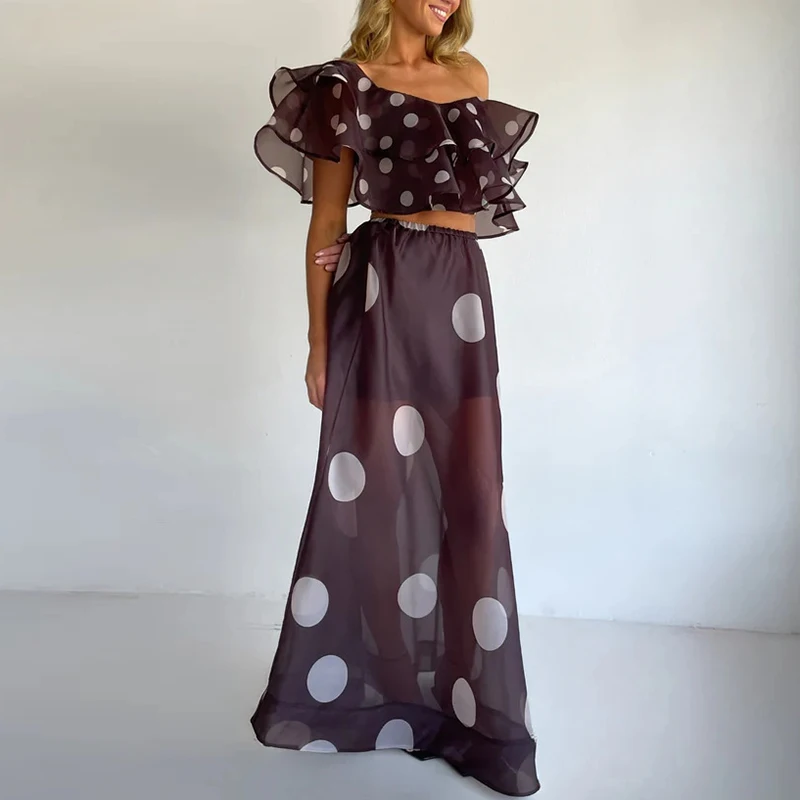 Women's short sleeved long skirt 2-piece set sexy off shoulder top and skirt set fashionable party printed holiday skirt set view 3