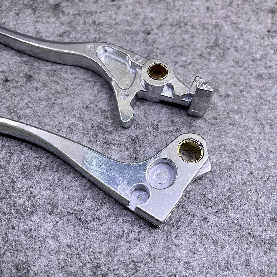 Yecnecty 1 Pair Motorcycle Brake Clutch Levers Chrome Motorbike Parts For Honda Magna 250/750 Shadow 400/750 Steed 400/600