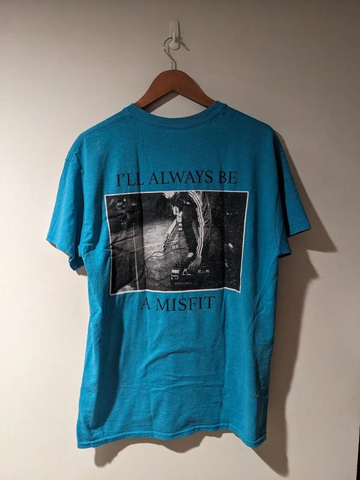 Illusionist I'll Always be A Misfit Band Blue Large T-Shirt