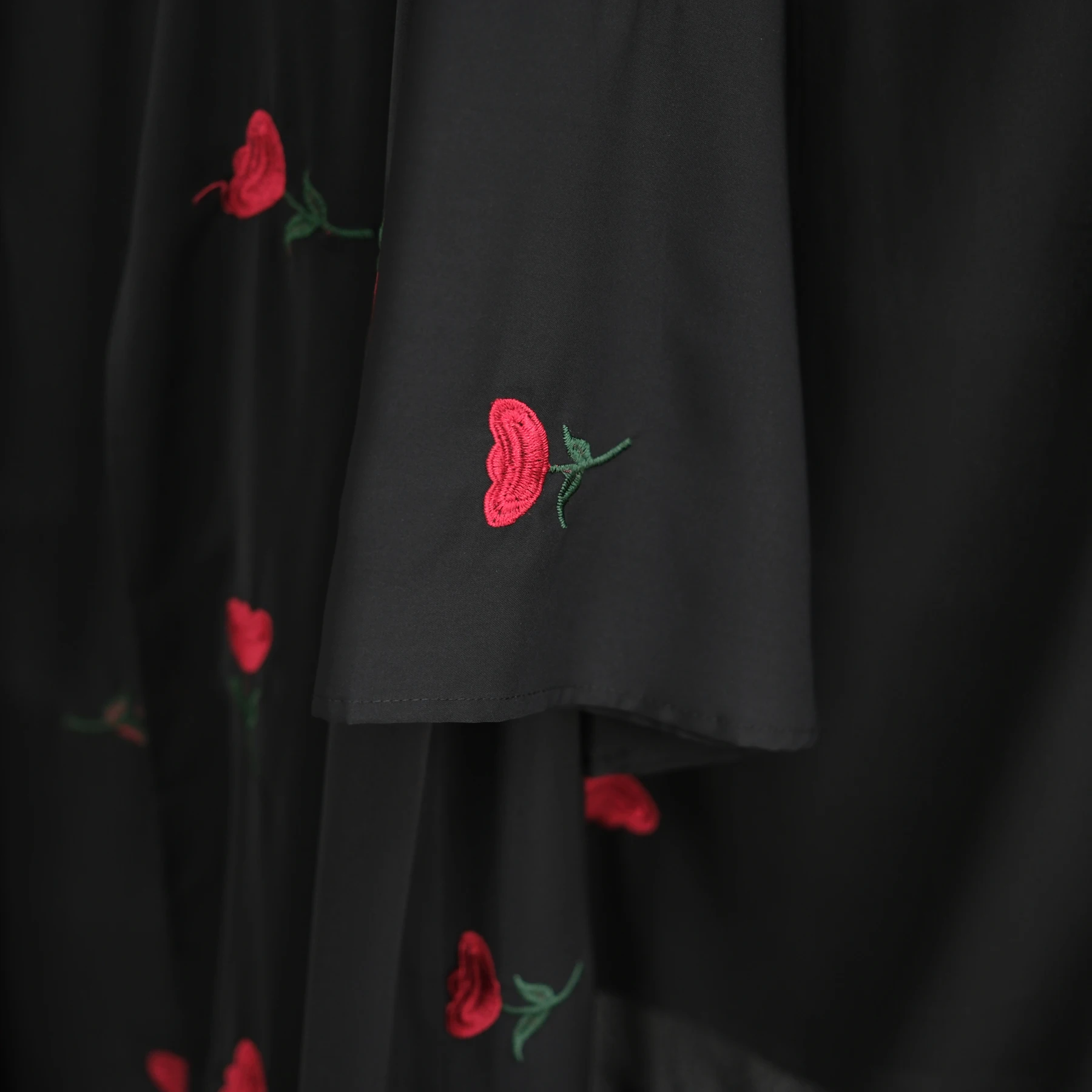 Abaya Dubai con ricamo a fiori completi per donna, abito da donna musulmana Abaya Kimono aperto sul davanti, abbigliamento islamico Ramadan Eid Hijabi