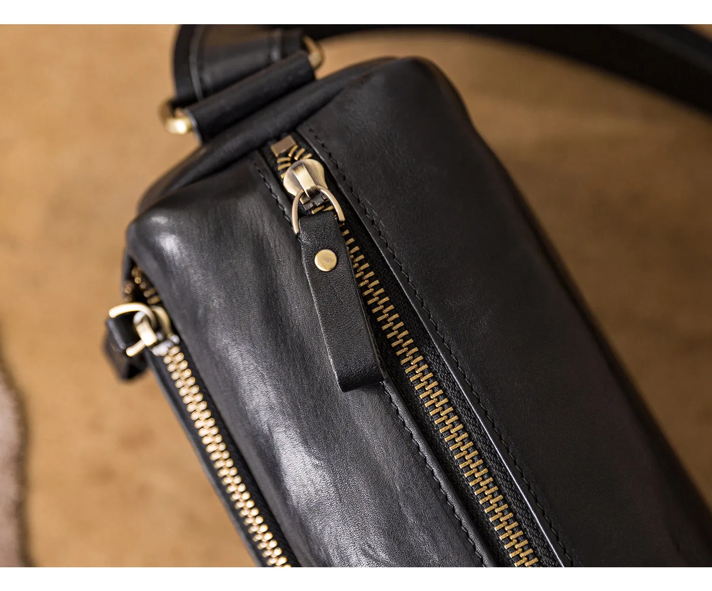 PNDME-Organizer handgefertigte Vintage-Umhängetasche aus echtem Leder für Herren, lässige Pendler-Luxus-Umhängetasche aus echtem Rindsleder. – Detail 17