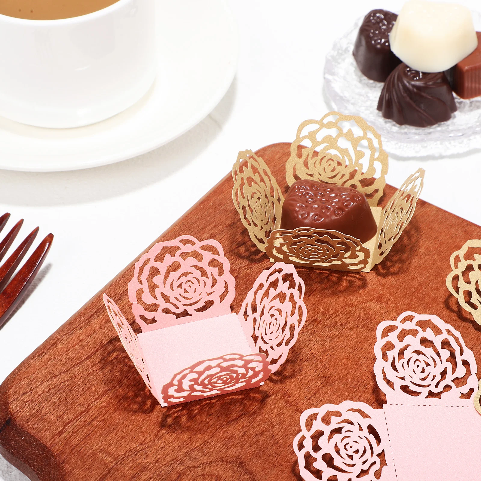 

100Pcs Paper Candy Cups Mini Cupcake Liners Exquisite Design for Chocolates Desserts Candies Party Chocolate Tray