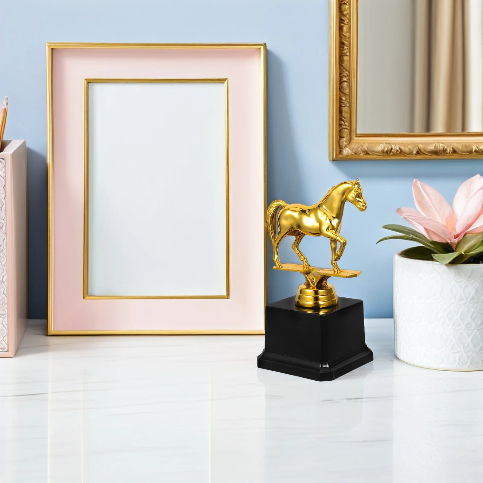 

2pcs Plastic Horse Trophy Awards For Kids Party Favors Gold Champion Trophies School Classroom Rewards Sports Competitions