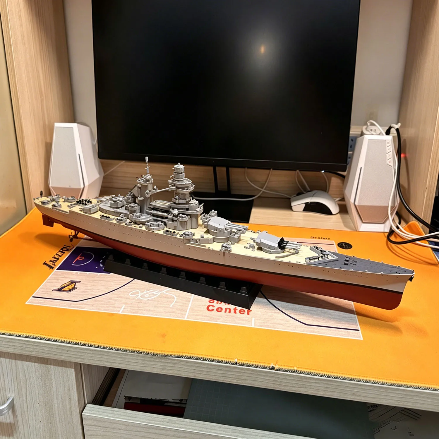 

1/350 RC Ships 71cm Twin 180 Power Richelieu-class Battleship Remote Control Boat Modern Painted RC Ship Model Toy Warship Model