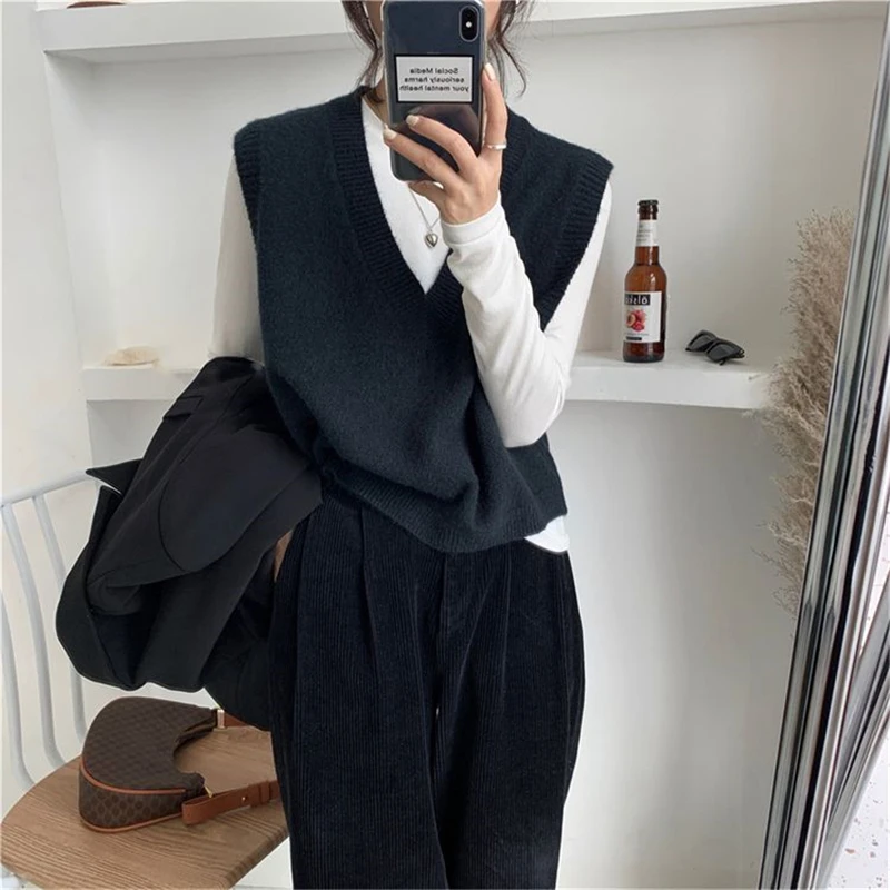 Korean Simple Sleeveless Knitted Sweater Vests Women Casual Solid Loose Outerwear Waistcoat Pullover Tops Jumper Female Clothing