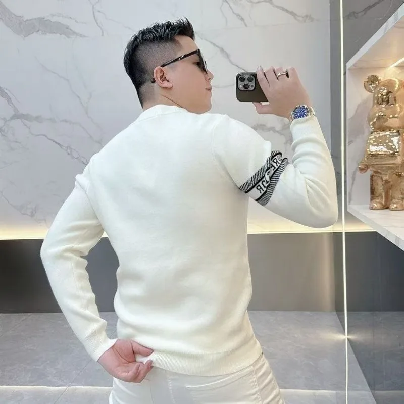 Luxury Brand Men's O-Neck Sweater Autumn/Winter New Item Exquisite Velvet Embroidered Thick Pullover Knitwear Top Men's Clothing