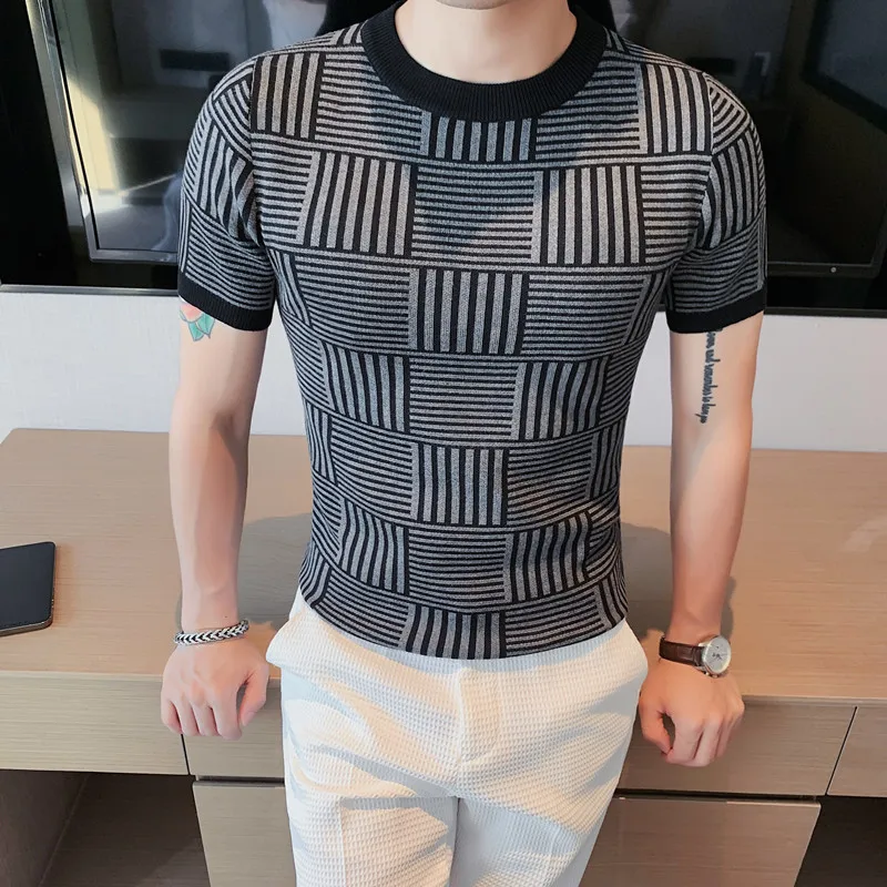 British Short Sleeve Sweater Men Clothing Slim Fit O-Neck Homme Casual Knitted Pullovers Streetwear Plaid Knit Shirt S-4XL