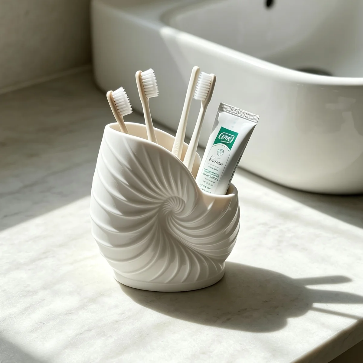 1Pc 3D Printed Conch Spiral Toothbrush Holder, Plastic Material, Three-Compartment Wash Cup Organizer, Bathroom Countertop Toothpaste and Razor Storage Rack, Household Toiletries Organizer, Halloween and Christmas Holi