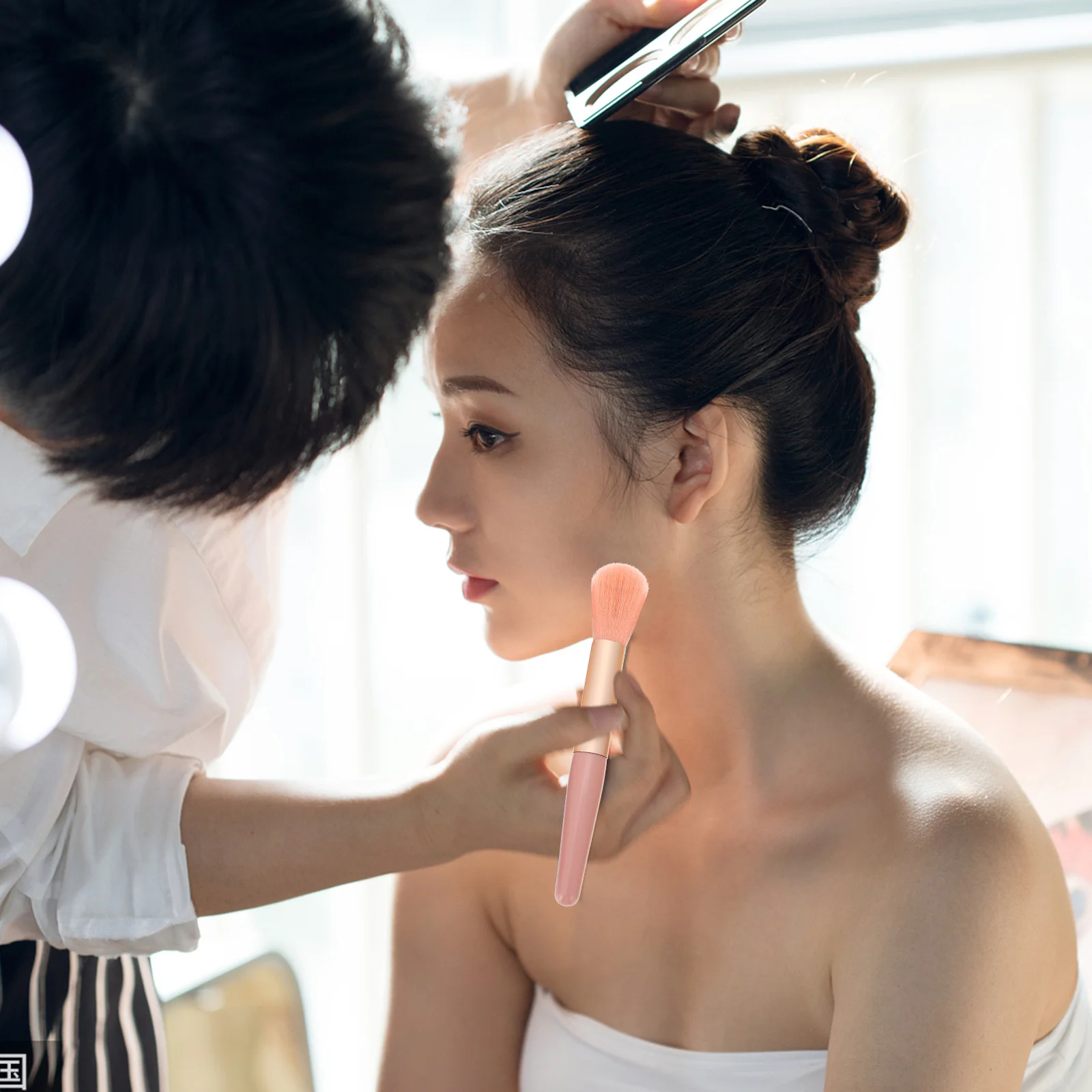 1Set Makeup Brush Set Soft Supple Artificial Fiber Brushes Portable Powder Blush Eyeshadow Cosmetics Face Beauty Tools