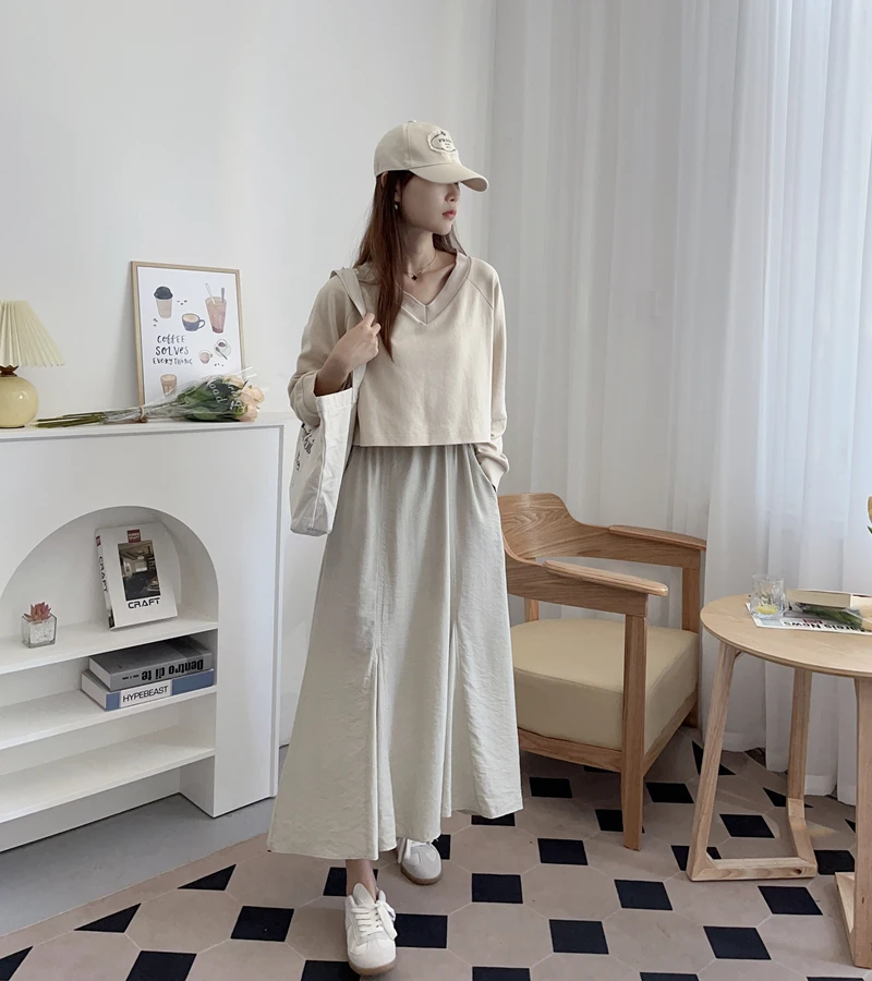 

Стильный комплект из двух предметов V24: осенний женский худи с завязками на талии и юбка А-силуэта с длинным рукавом, высокой талией и V-образным вырезом, для повседневной носки