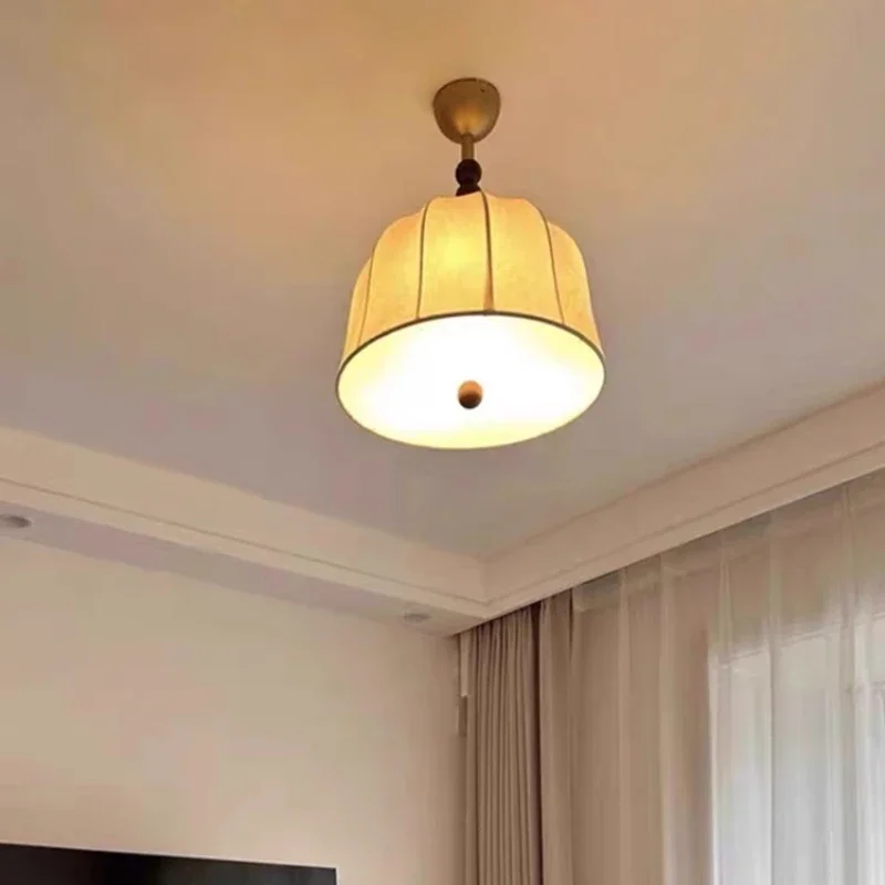 

Тканевая люстра Наньян, художественный дизайн, ретро-узор, атмосфера лампы для спальни, декоративная атмосфера, теплые комнатные лампы