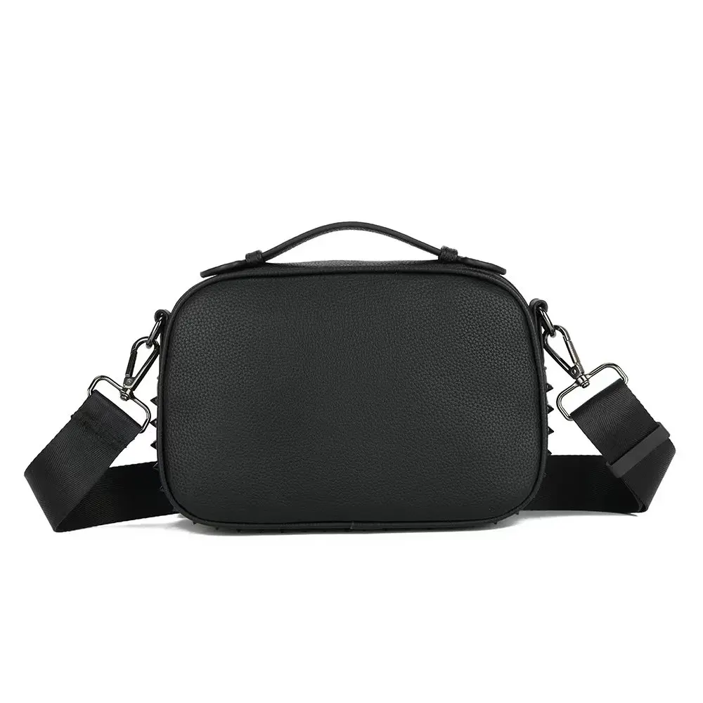 

2025 Luxury Designer New Black Rivet Messenger Crossbody Bag For Men &Women