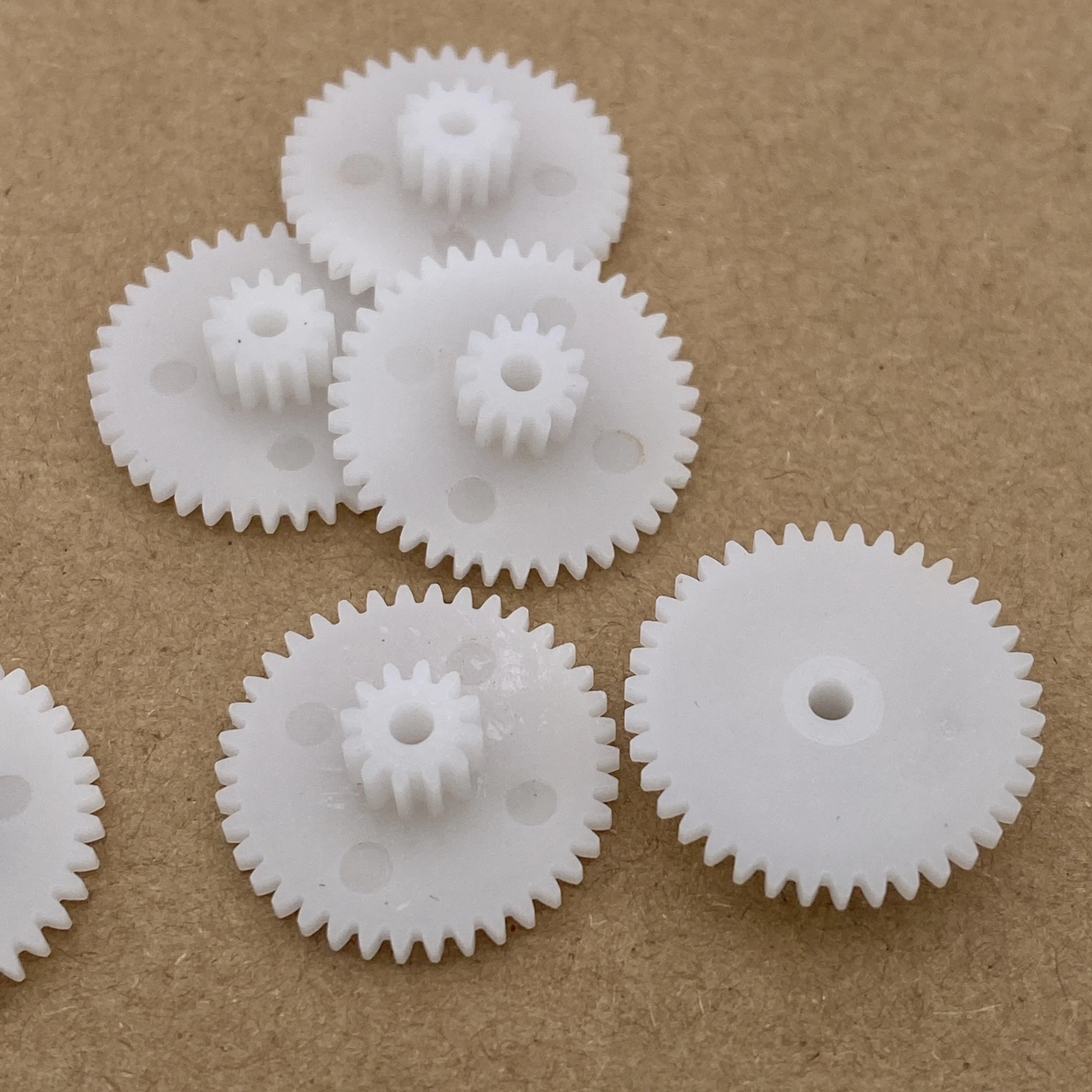 0.5M 10/12-38/40/42/44/48/56 Teeth 2mm Plastic Gear Shaft Double Layer Toy Accessories GOOD DIY