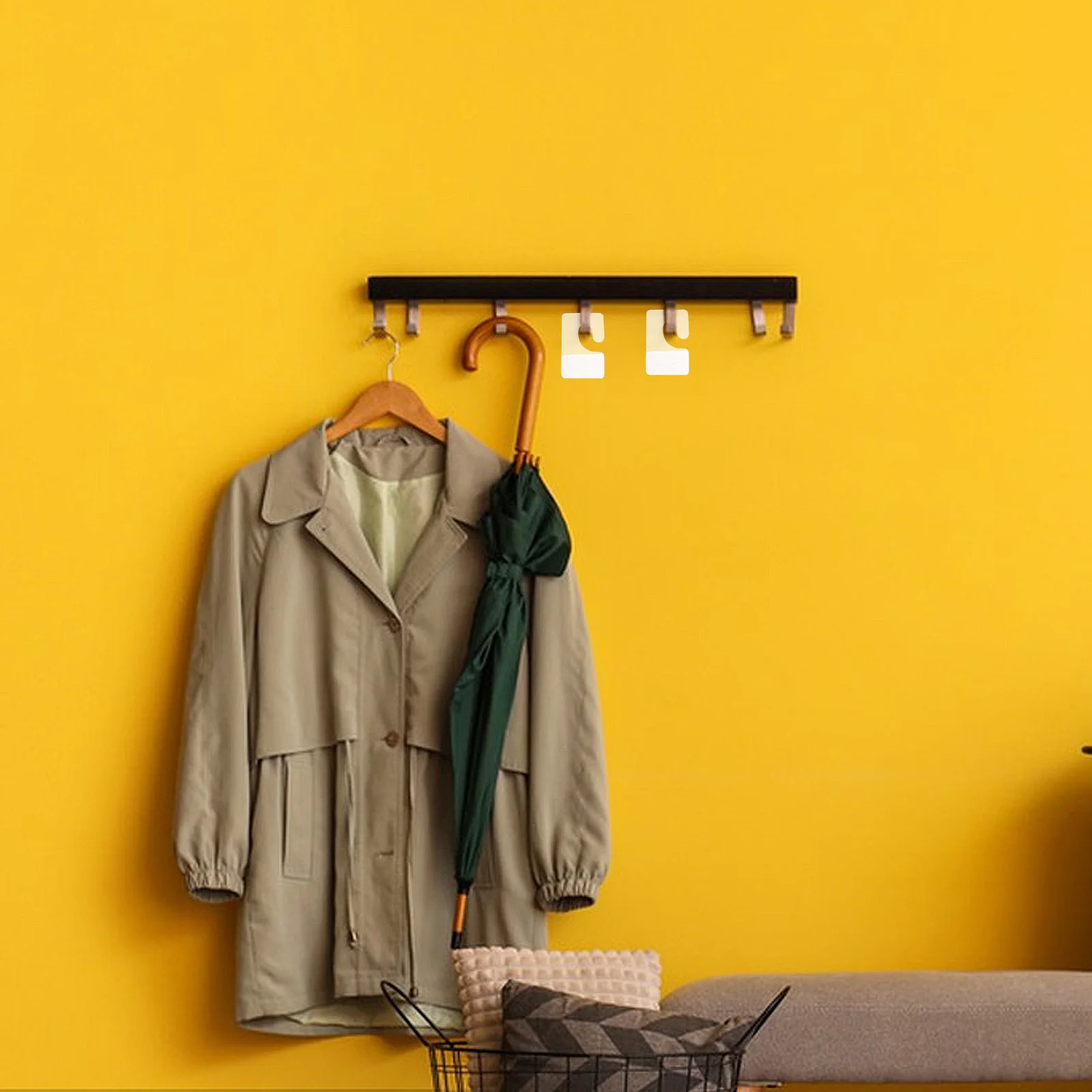 

200pcs Self-Adhesive Clear Transparent Pvc Hanging Tabs For Retail Display Wall Organizer Plastic Adhesive Hooks Utility Hooks