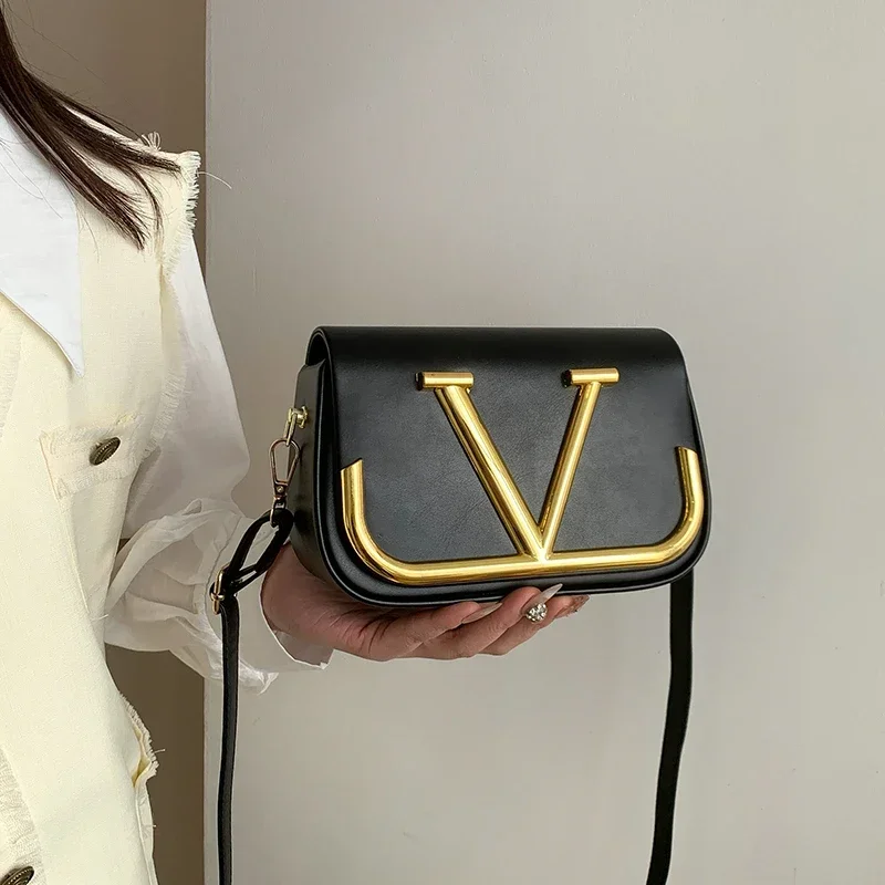 elegant-vintage-style-diaper-bag-luxury-crossbody-handbag-for-women-with-designer-details-and-large-capacity-messenger-tote