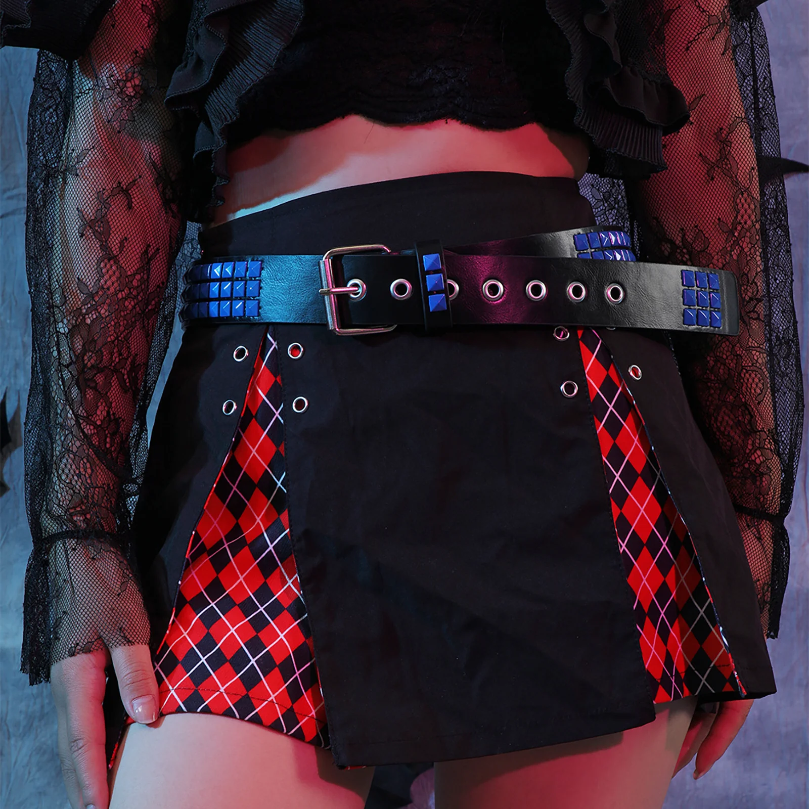 Neuer quadratischer Perlen-Nietengürtel für Damen, Heavy-Metal-Gürtel für Männer und Frauen, Y2K europäischer und amerikanischer Punk-Rock-Jeansgürtel. – Detail 17