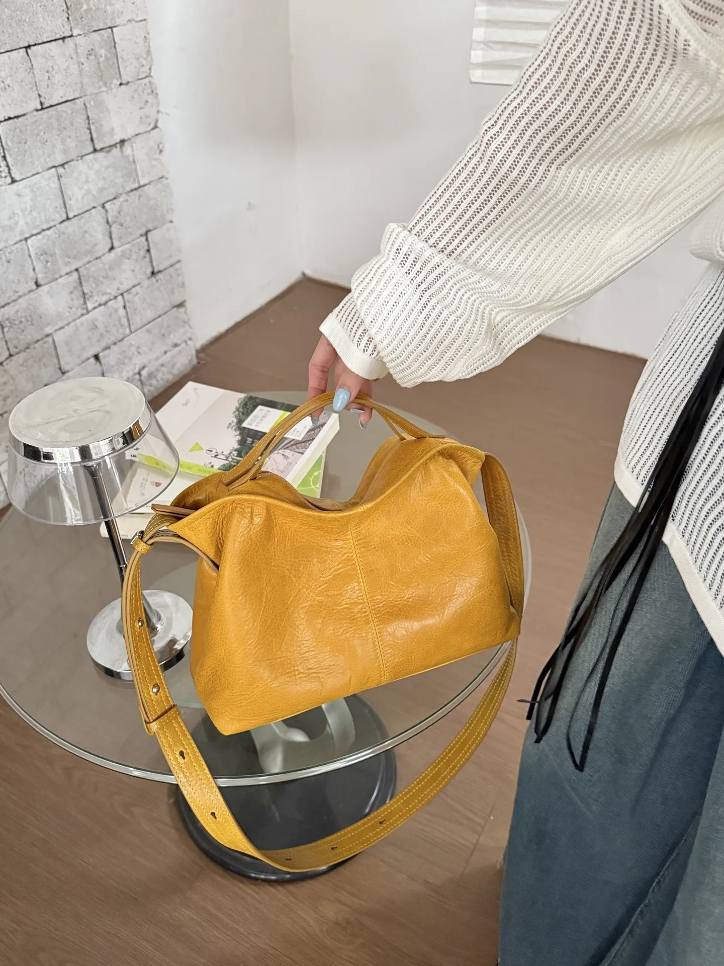 

FIRMRANCH Textured Glossy Oil Wax Cowhide Minimalist Versatile Handbag Large Capacity Crossbody Bag For Women