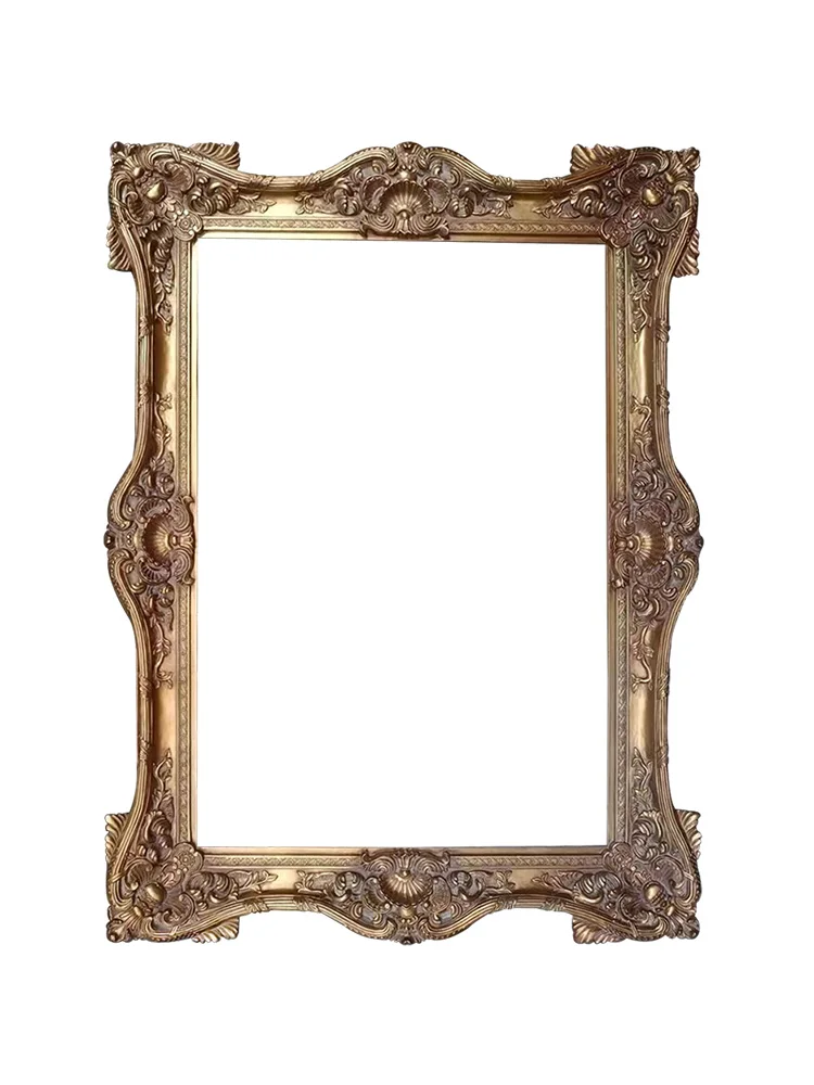 

European three-dimensional carved retro clock in oversized photo frame oil painting frame creative wall hanging