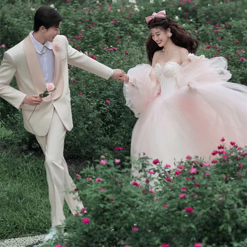 

Новое розовое свадебное платье без бретелек для фотосессий, одежда для пар, для уличных и туристических фотосессий, тюлевое платье в лесном стиле