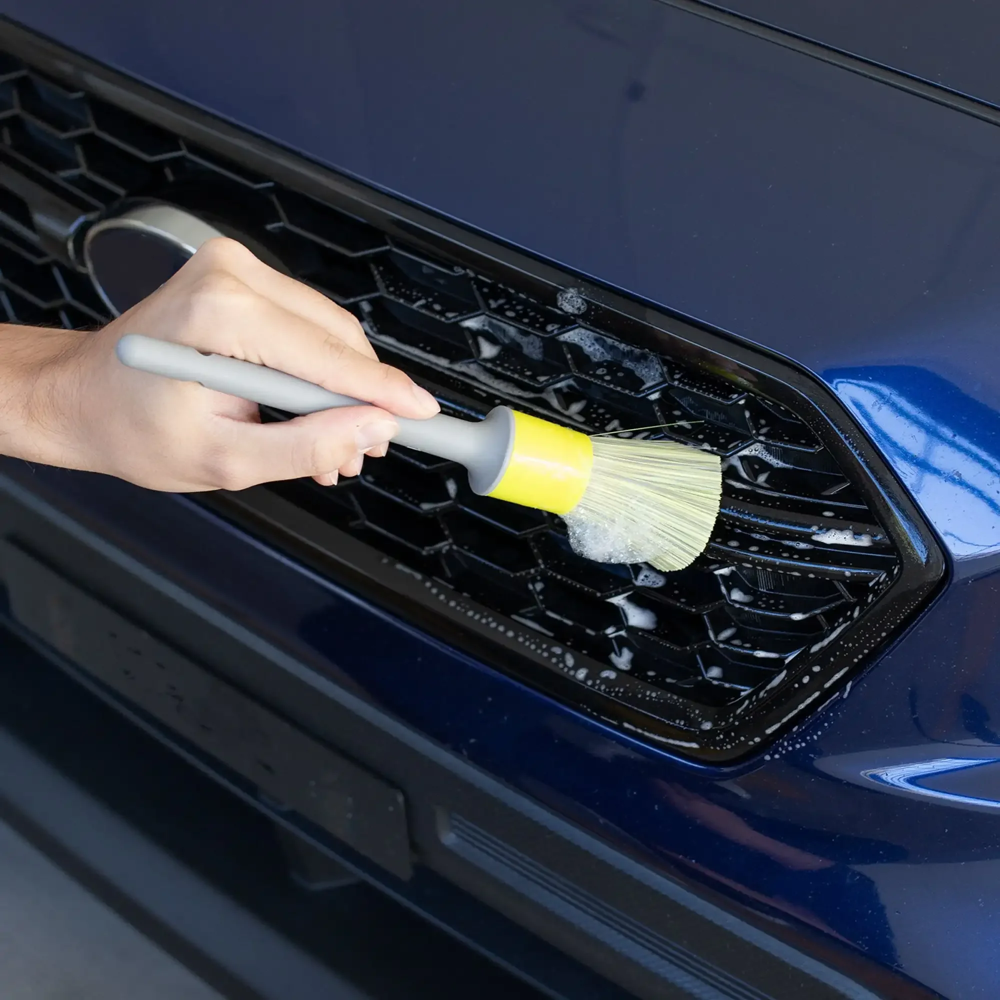 

Щетка для детализации автомобиля для внутреннего и наружного применения, набор из 2 предметов, мягкая, прочная щетина