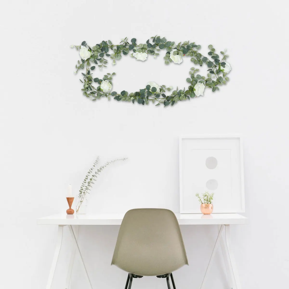 

Artificial Rattan Wall Decor 1.95M Fake Vine Garland With White Roses Simulation Eucalyptus Leaves For Wedding Party