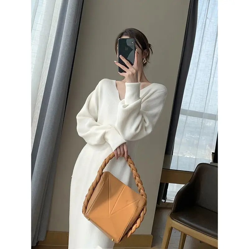 

Long Sleeve Sweater Dress with Belt 2024Elegant Casual Autumn Winter High Waist Knitted Midi Dresses women E1740