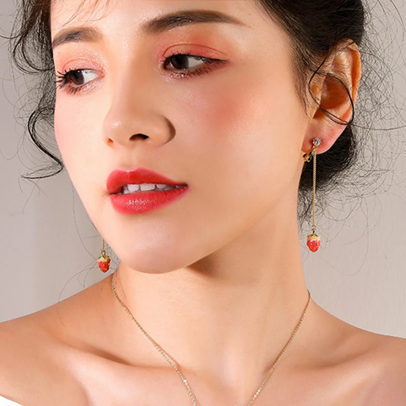 Korean Fashion Enamel Strawberry Clip on Earrings for Women Sweet Simple Long Chain Tassel Fruit Stud Earrings Party Jewelry