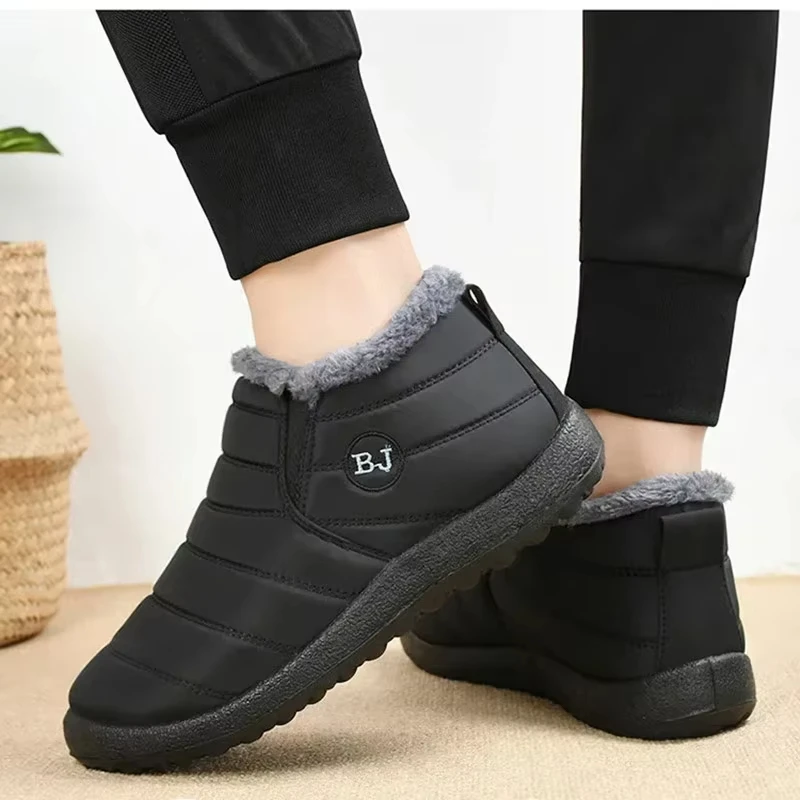 New Men\'s and Women\'s Waterproof Winter Boots Plush Snow Boots Warm Couple Cotton Couple Thick soled Shoes Outdoor Warmth
