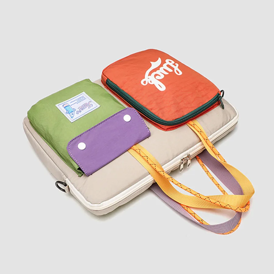 Borsa per computer con motivo cartoon a blocchi di colore di nicchia da donna, borsa portatile monospalla, borsa per pendolarismo quotidiano in stile universitario