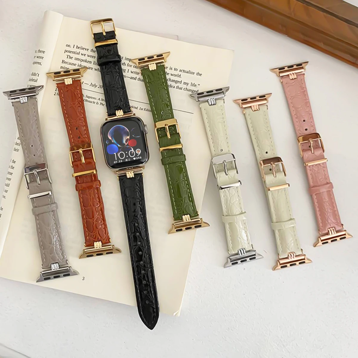 

Модный кожаный ремешок для Apple Watch Ultra 49 мм, 38, 40, 41, 42, 44, 45, 46 мм. Новый ремешок для Iwatch Series 11, 10, 9, 8, 7, SE3. Браслет.