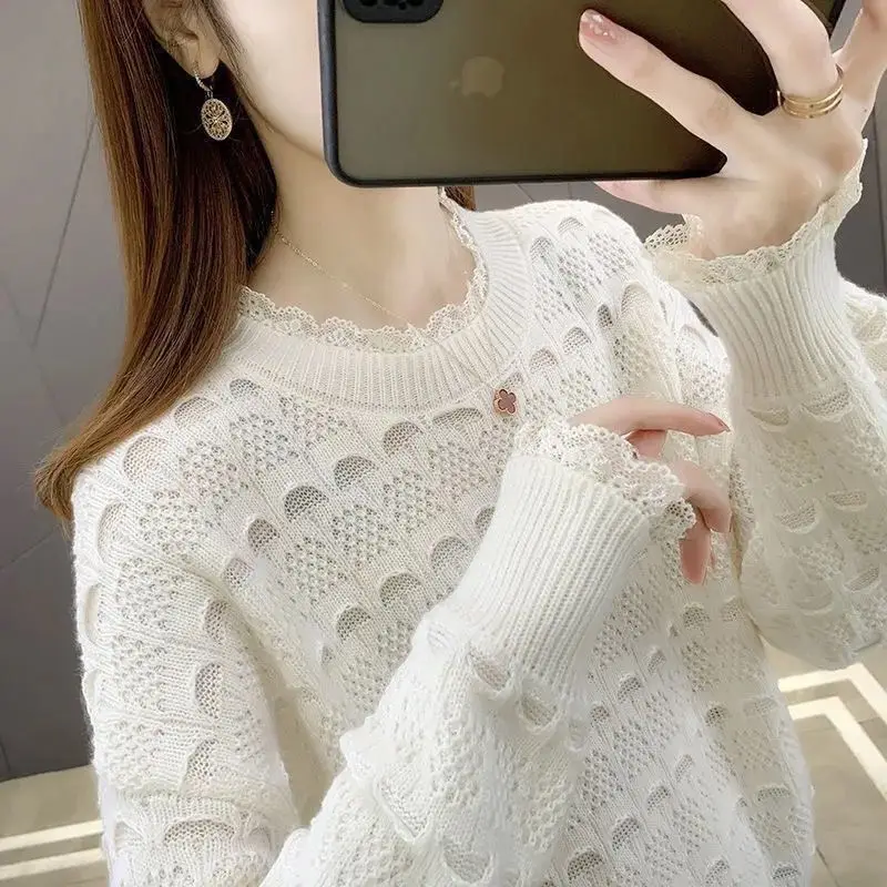 Sweet Fashion Spring/Summer Thin Women\'s Solid O-Neck Hollow Out Lace Patchwork Korean Casual Long Sleeve Pullovers Knitted Tops