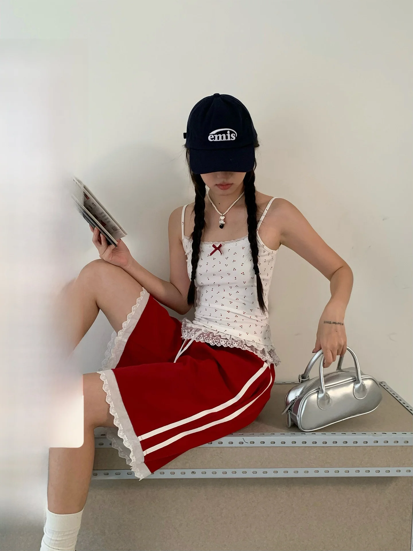 

Red Elastic Waist Casual Pants Women's High Waist Loose Fit Summer Spor orts with Ruffle Trim Five-Quarter Length