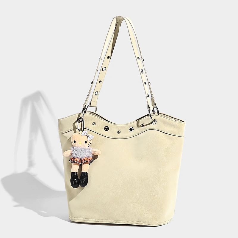 

Women's PU Leather Rivet Shoulder Bag 2026 New Style Large Capacity Handbag Designer Commuter Purse for Everyday Use