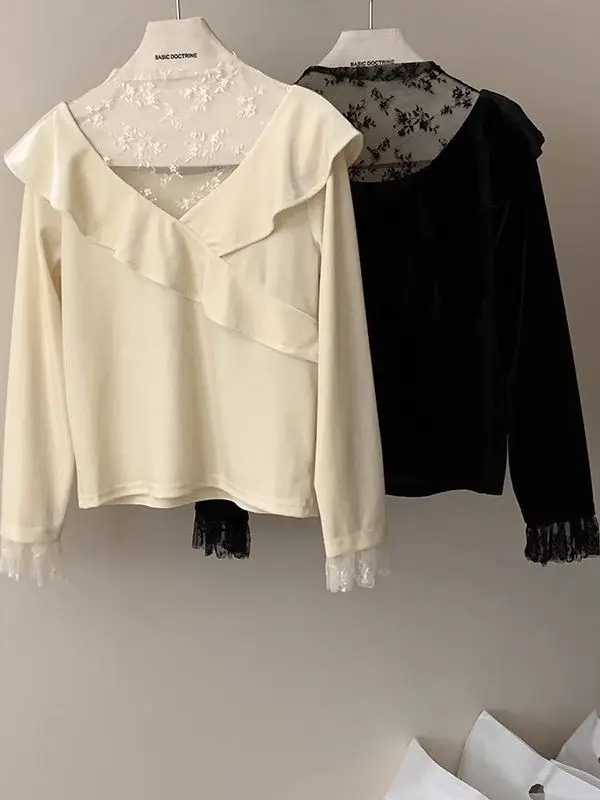 

Ретро-топ с кружевными вставками и пэчворком, женский, из бархата, уникальный, красивый, осенне-зимний, новый, с длинным рукавом, приталенный, дышащий