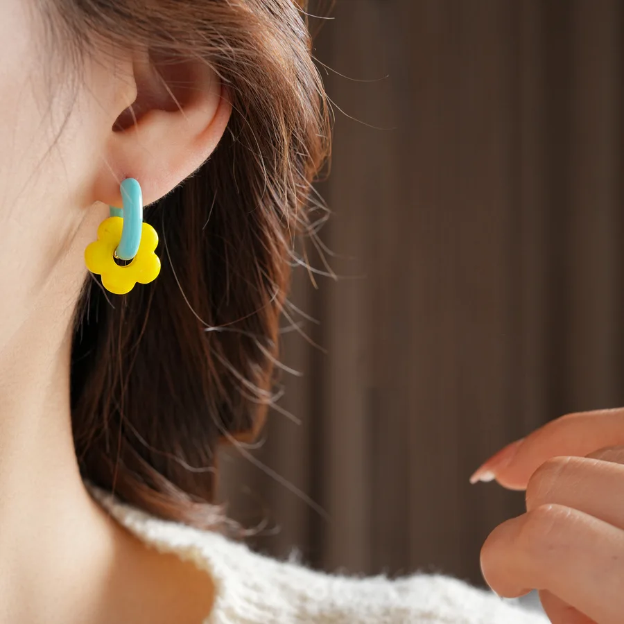 Glass Bead Flower Ear Clips - Dopamine Style Hoop Earrings