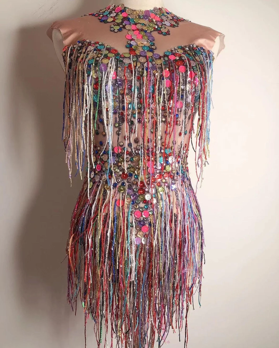 2025 Cantante femminile sexy da discoteca DJ Costume da ballo leader Flash Diamond Tuta colorata Bar Dance DS Performance Costume yk