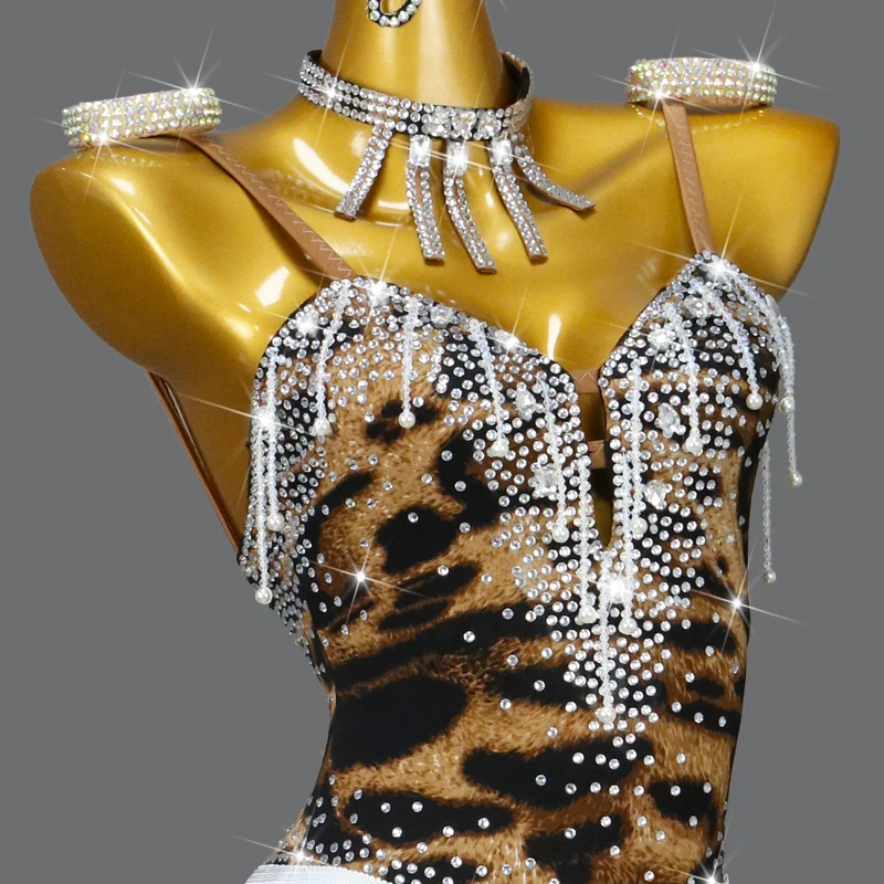 Abo latino con stampa leopardata per ragazza costume da ballo linea Abo latino con stampa leopardata per ragazza costume da ballo linea