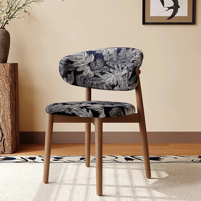 Unique Throne Waiting Dining Chairs Ergonomic Gaming Designer Dining Chairs Velvet Vanity Makeup Muebles Postmodern Furniture