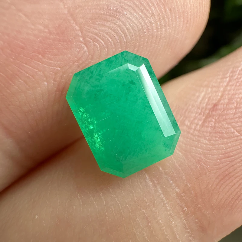 3# Lab Grown Emerald Rectangle Shape Emerald cut Created Hydrothermal Emerald with Cracks and Inclusions with AGL Certificate