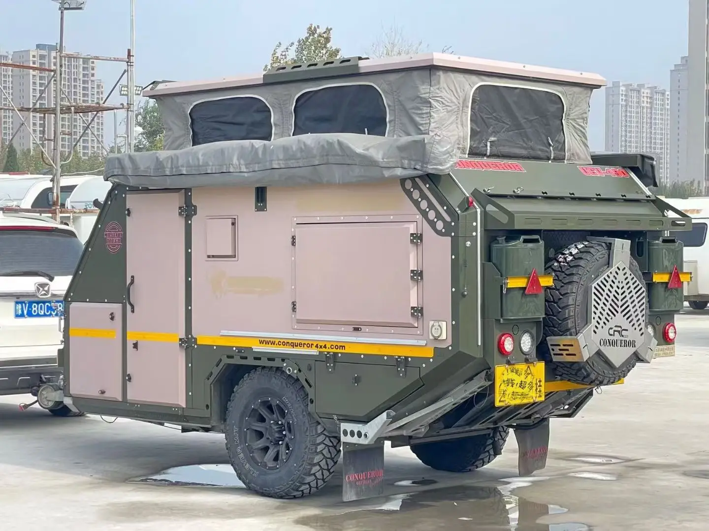 

Лучшая цена на компактный внедорожный кемпер-прицеп в форме капли для путешествий