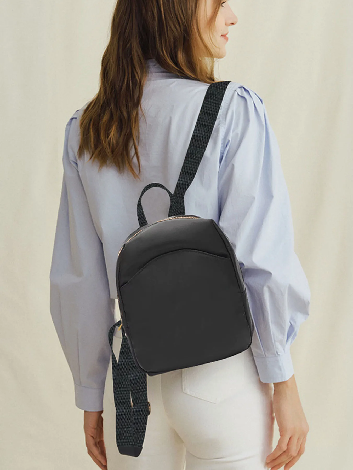 

Fashion Backpack for Women Lightweight Rucksack Handbag for Outdoor Travel Knapsack Ladies Casual Bags Tote Bag Nylon Backpacks