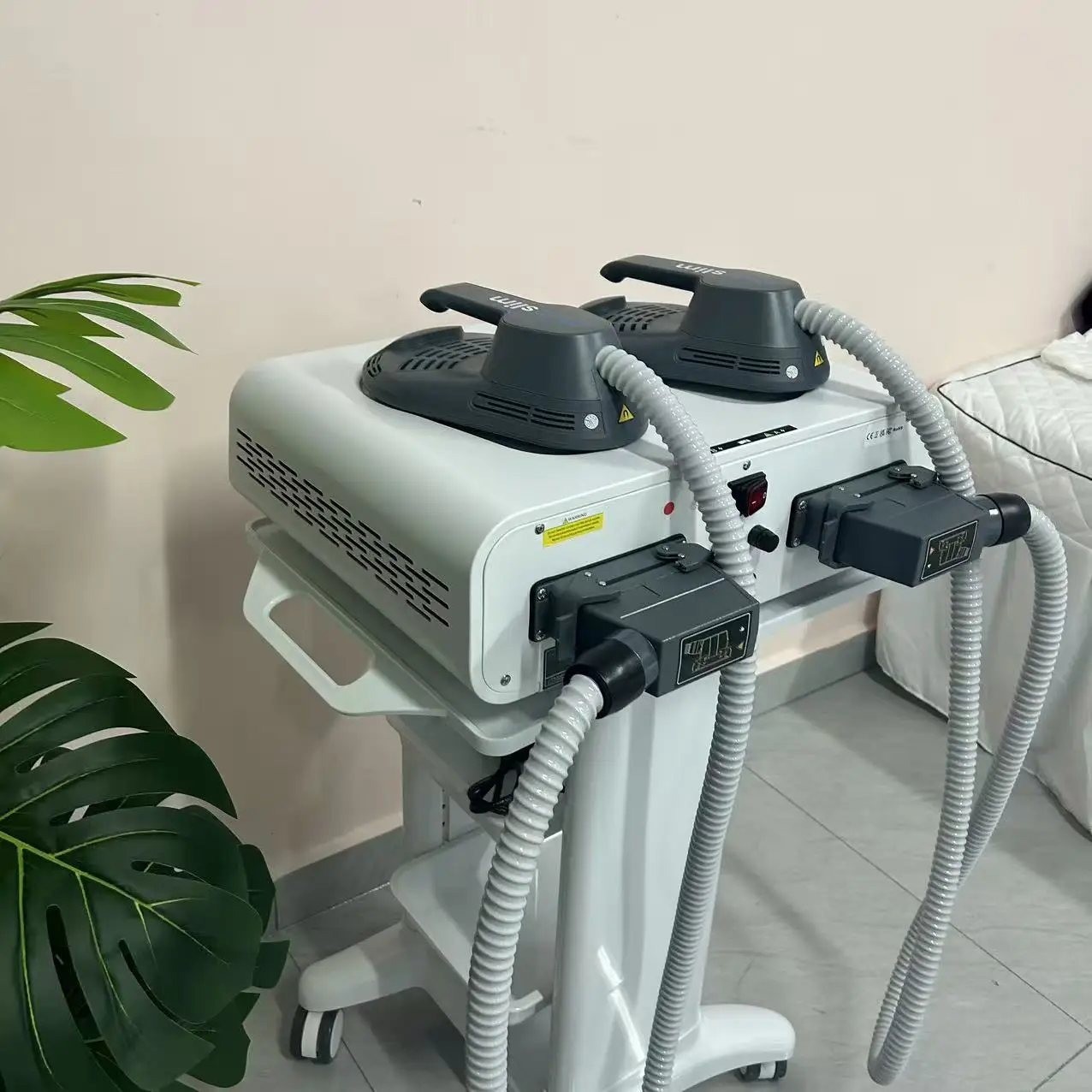 

Myoslim Machine 6500W Muscle Stimulator Body Slimming Technology Sculpting Salon RF Fat Reduction Muscle Building