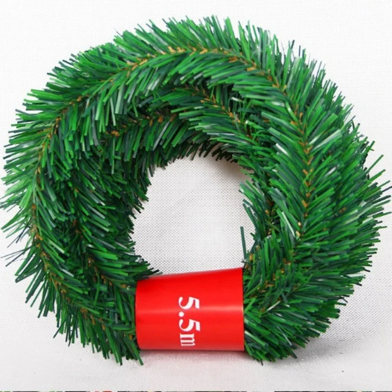 

10pcs Pine Artificial Fir Wreath Christmas Tree Decoration Wreath 5.5m green Christmas Tree Rattan Banner Atmosphere Decoration