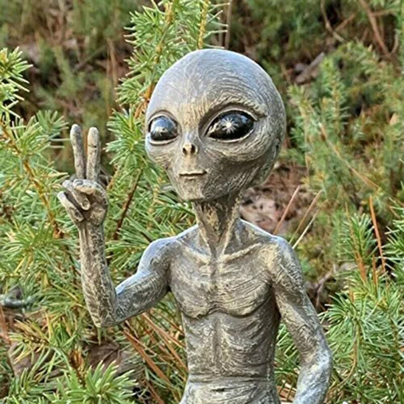 Outer Space Alien Statue Martians Garden Figurine Set Garden Decoration Outdoor DIY Decoracion Party Supplies