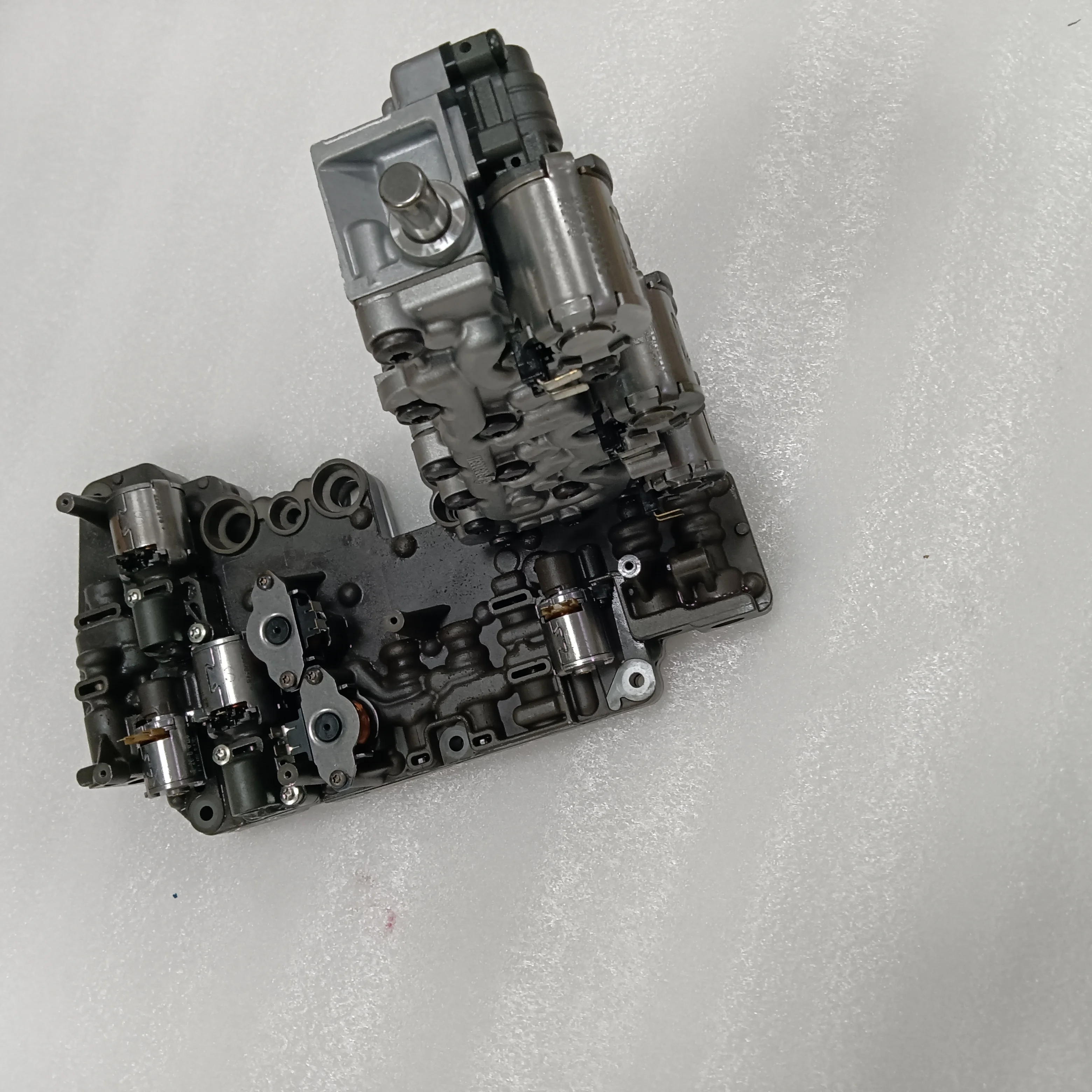 DL501 0B5 Transmission Valve Body 7speed For Germany Car Hot Sell Top Quality Auto Transmission System