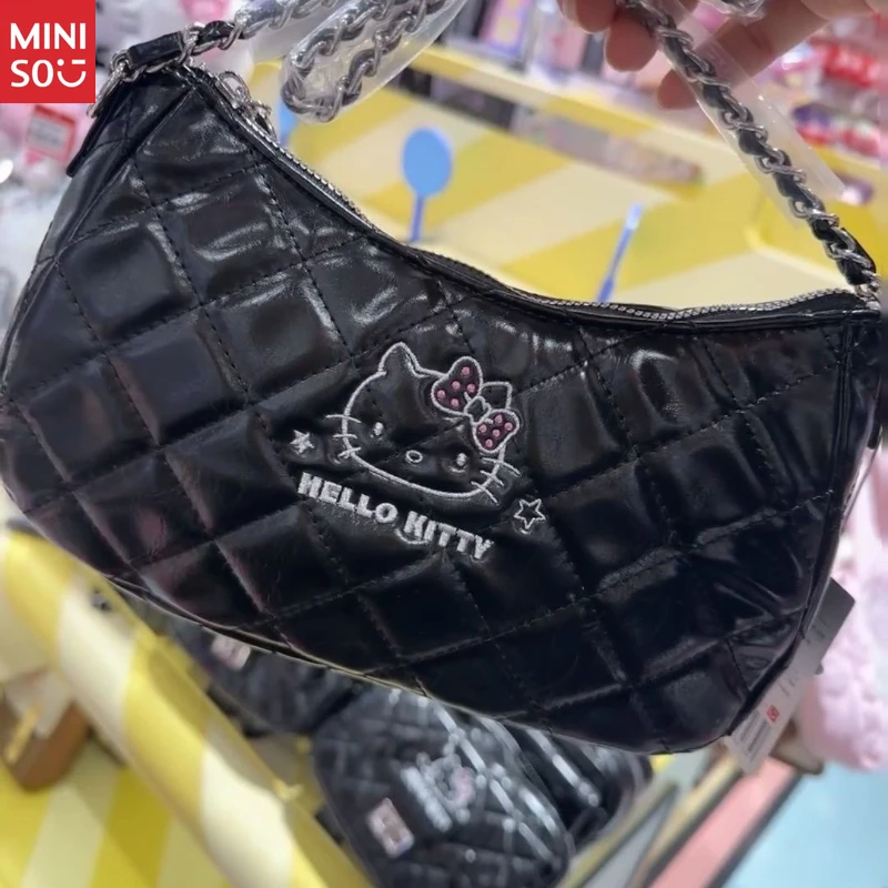 Tas Hello Kitty Hitam Putih Miniso, Tas Selempang Rantai Berbahan Quilted