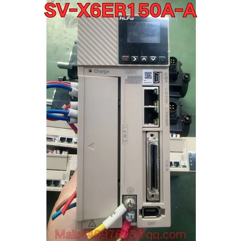 

Бывший в употреблении тест функции сервопривода SV-X6ER150A-A нормально