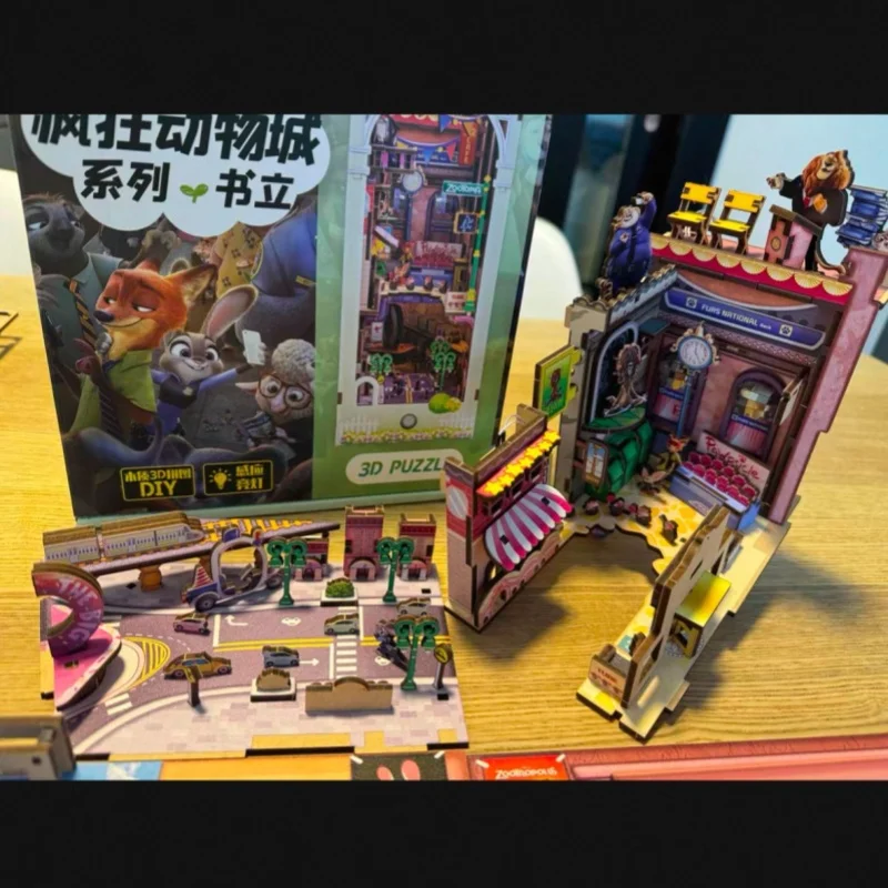 الرسمية ثلاثية الأبعاد ديزني Zootopia كتاب حامل لعبة أرنب جودي سطح المكتب زخرفة اللعب التخصيص نموذج جميل عيد الميلاد مفاجأة هدية